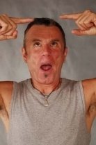 Gesichtsyoga Übung: Wangenlifter