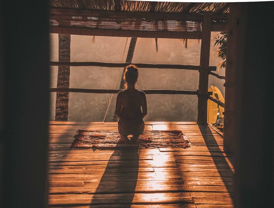 Yoga-Übungen für das Gesicht um Krähenfüße auf natürliche Weise zu beseitigen auf image 43