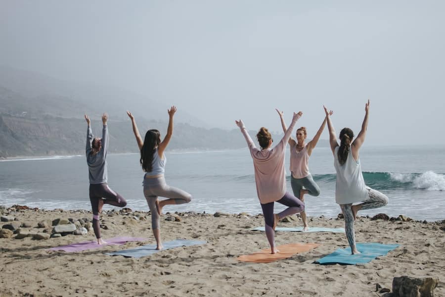Gesichtsyoga-Techniken für straffere Augenlider: Eine Schritt-für-Schritt-Anleitung um den Bereich unter dem Kinn zu formen augenlider: image 19