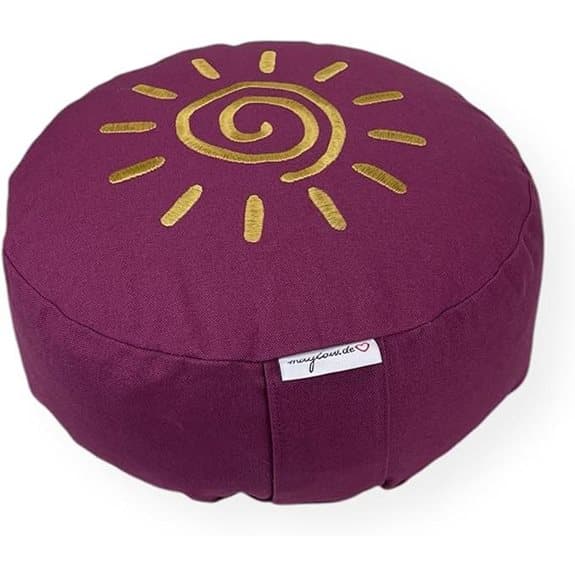 10 beste Meditationskissen, die dich bequem und zentriert halten bequem, beste, dich, die, empfehlungen, halten, Kissen, Körperhaltung, Meditation, meditationskissen,, produkt, und, yoga, zentriert 8 Yoga-Kissen mit Stickerei und Buchweizenfüllung