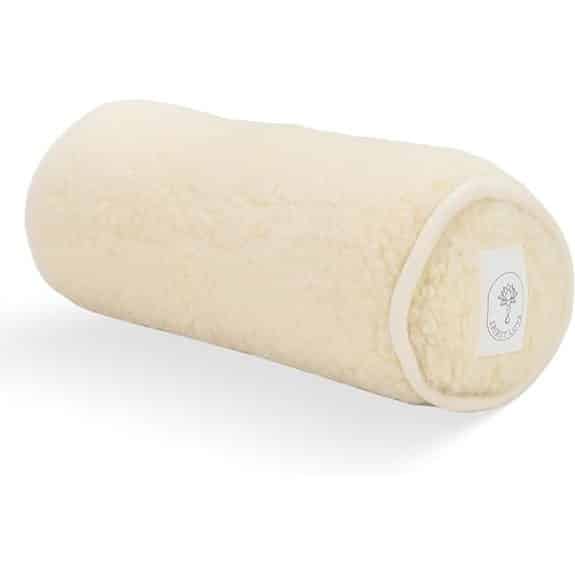10 beste Yoga-Bolster, die deine Praxis für immer verändern werden beste, deine, die, empfehlungen, für, immer, Komfort, praxis, produkt, Unterstützung, verändern, werden, yoga, Yoga-Bolster 5 Spirit Love Merino Wolle Yoga Bolster Rolle