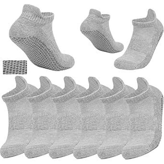 10 beste Yoga-Socken, die dich bei jeder Pose erden Atmungsaktive Designs, bei, beste, dich, die, empfehlungen, erden, Grip-Technologie, jeder, pose, produkt, yoga, Yoga-Socken 10 Rutschfeste Baumwoll-Yoga-Knöchelsocken 6er Pack